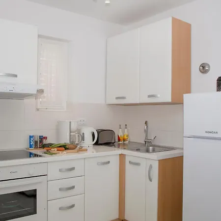 Apartman Vicina Summer 2 *